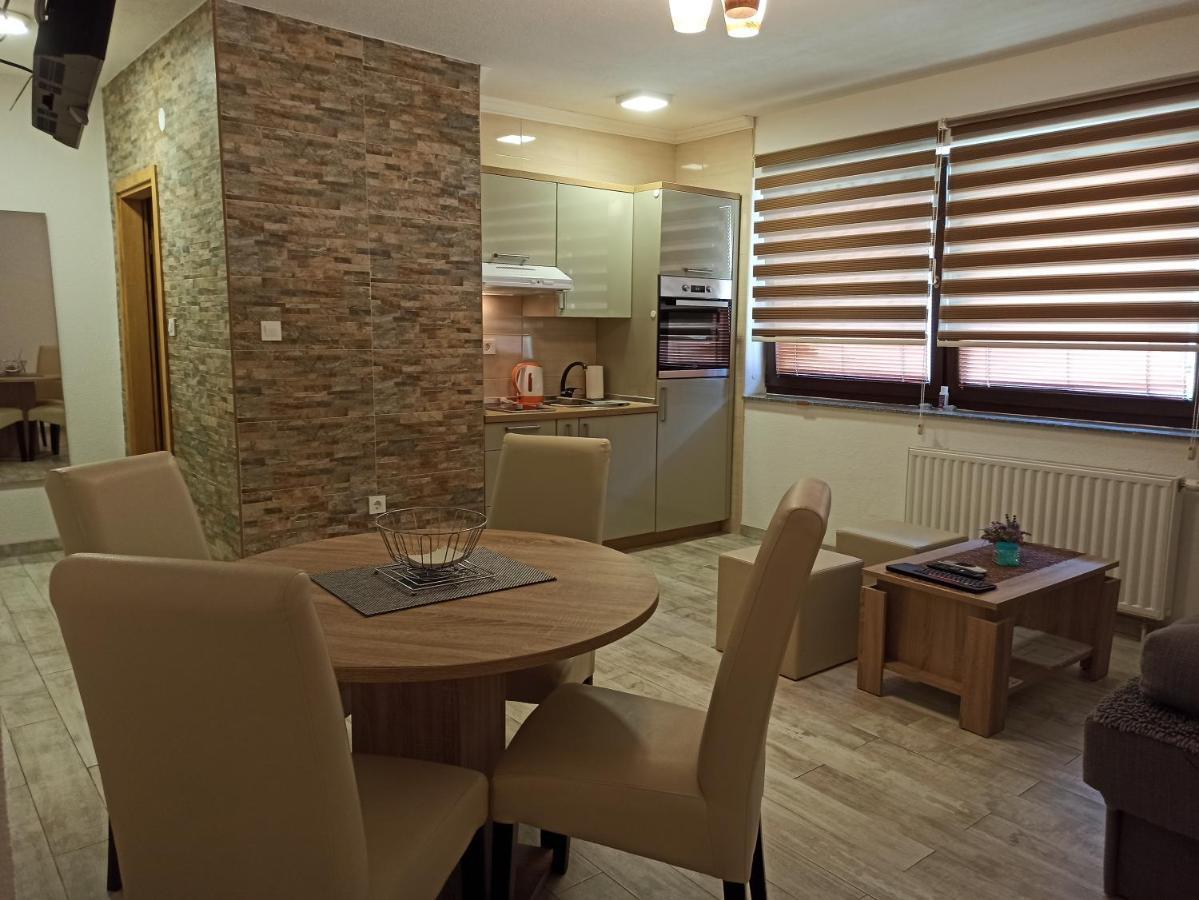 Studio Apartments Una Korenica Zewnętrze zdjęcie