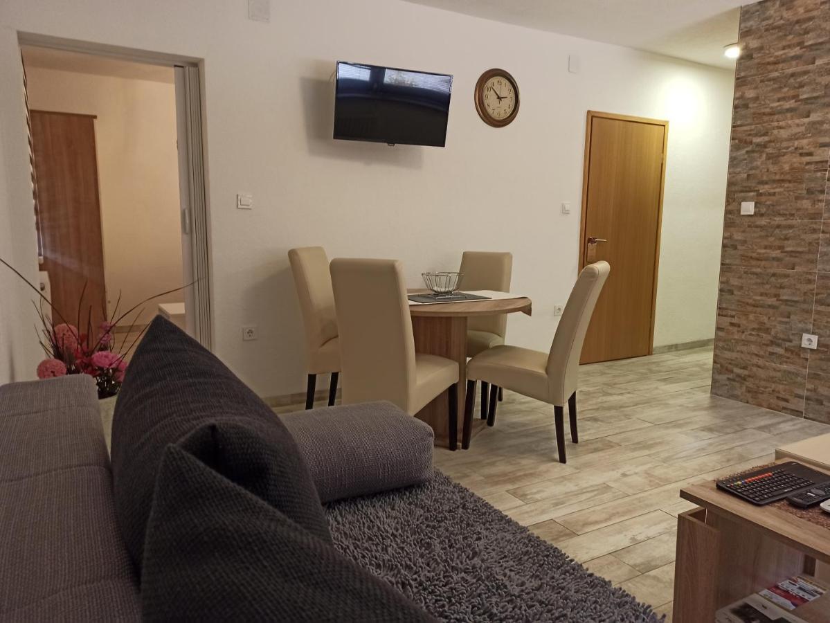 Studio Apartments Una Korenica Zewnętrze zdjęcie