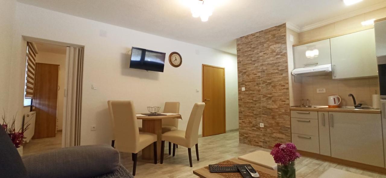 Studio Apartments Una Korenica Zewnętrze zdjęcie