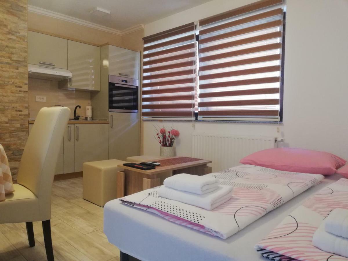 Studio Apartments Una Korenica Zewnętrze zdjęcie