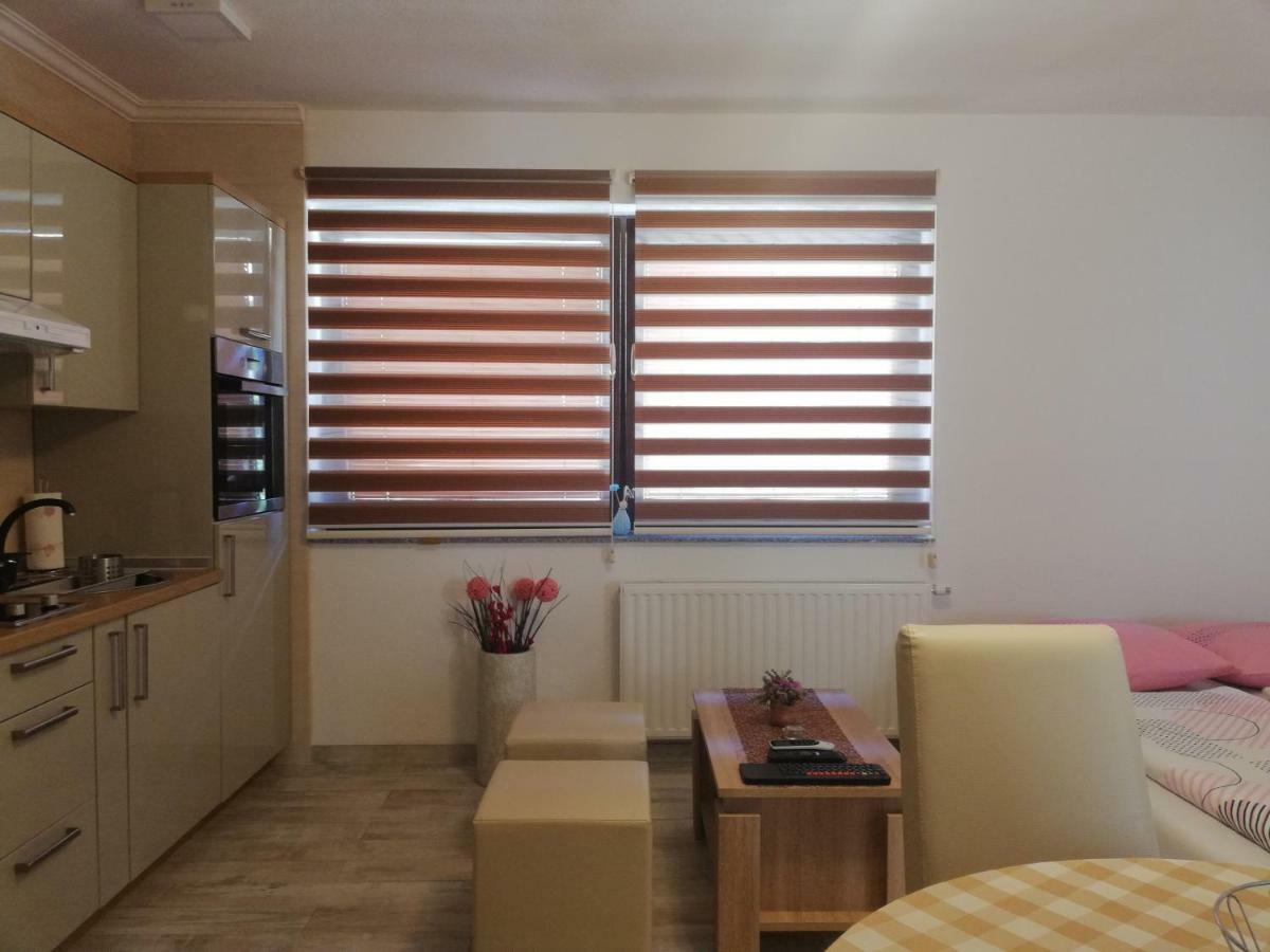 Studio Apartments Una Korenica Zewnętrze zdjęcie